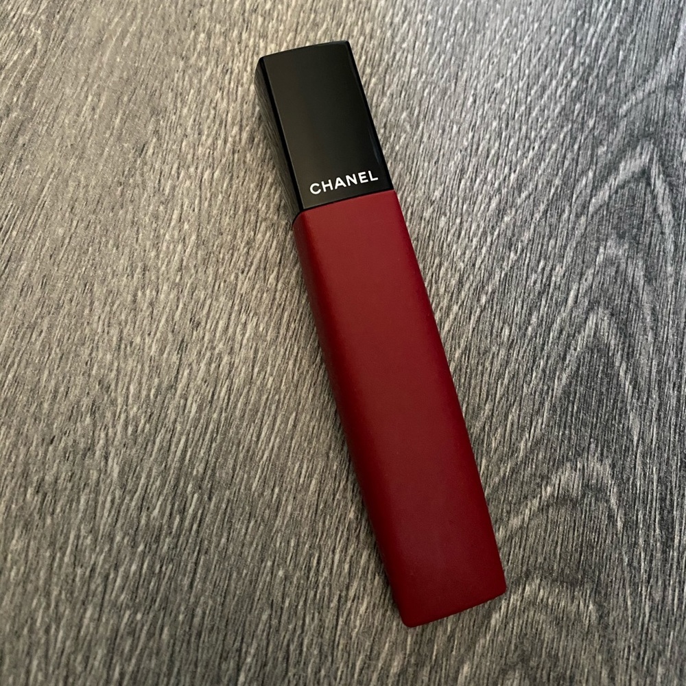 Chanel Rouge Allure Liquid Powder